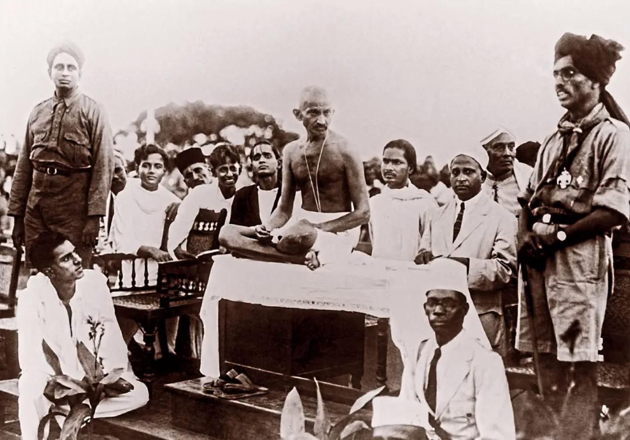 Mahatma Gandhi — Historical Photograph 19