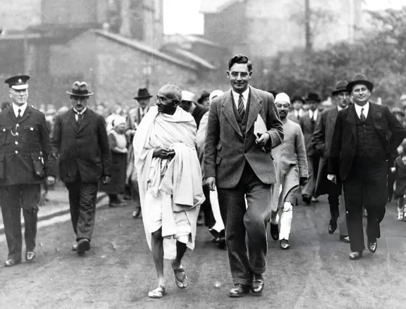 Mahatma Gandhi — Historical Photograph 25