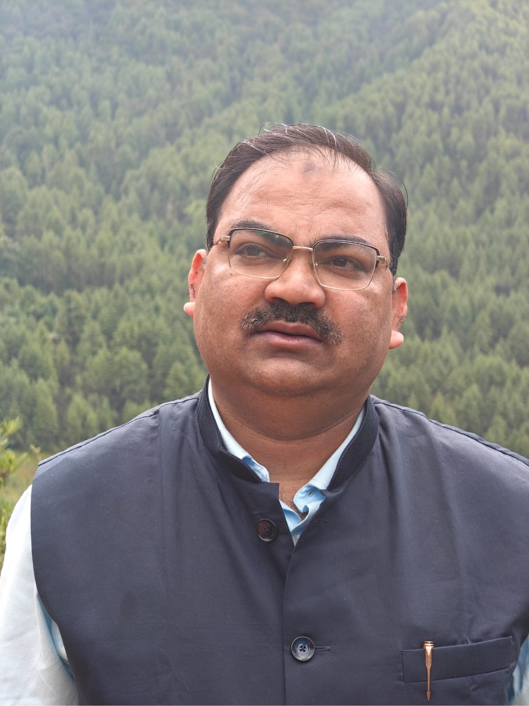 Portrait of Prof. Mohammad Fariyad