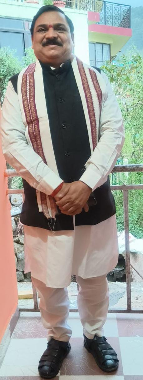 Portrait of Shri Bibhuti Kumar Mishra